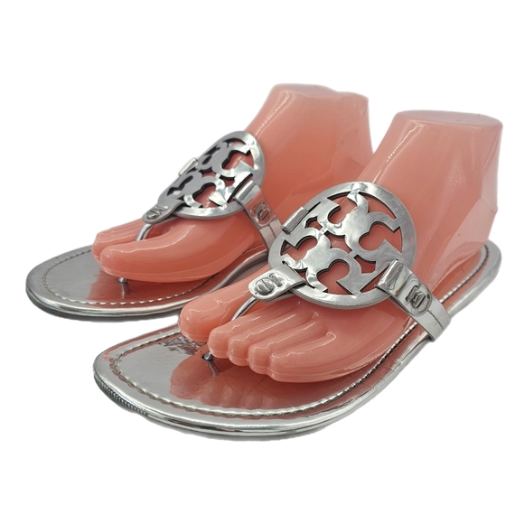 Tory Burch Miller Thong Sandal Silver Logo Metallic Faux Leather Size 9 - Picture 1 of 11